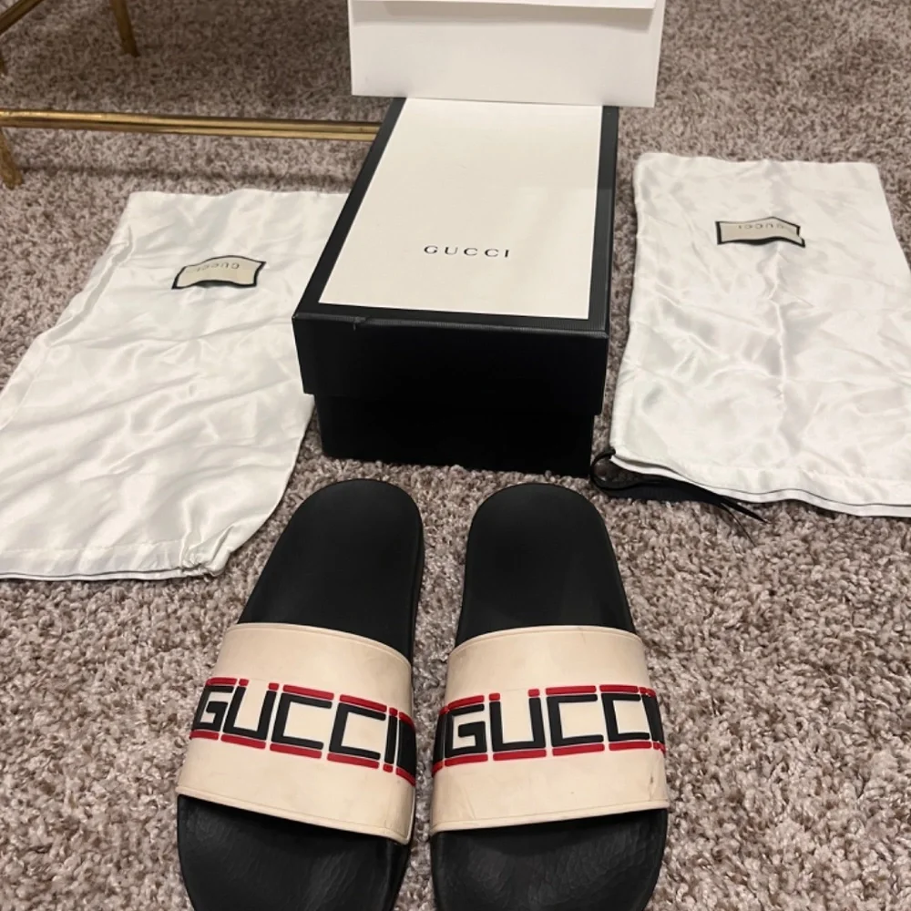 Gucci Slides - Picture 2 of 9